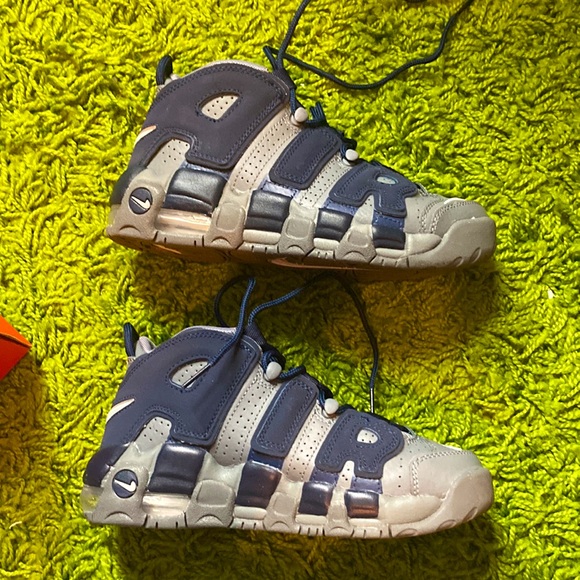 Nike AIR MORE UPTEMPO *Like New* - Picture 4 of 8